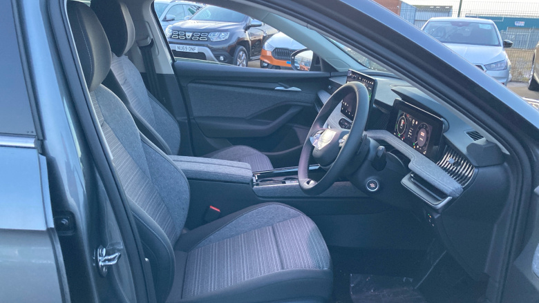 Skoda Superb 1.5 TSI iV SE Technology DSG 5dr Estate